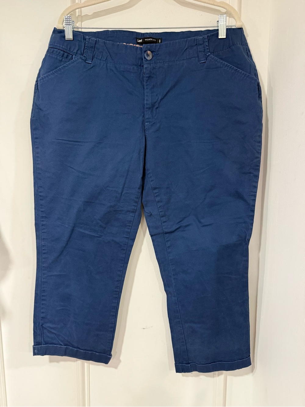Lee Women's Navy Blue Capris